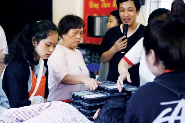 Teen Hà Nội 'giải cứu' thực phẩm thừa - Ảnh 3.