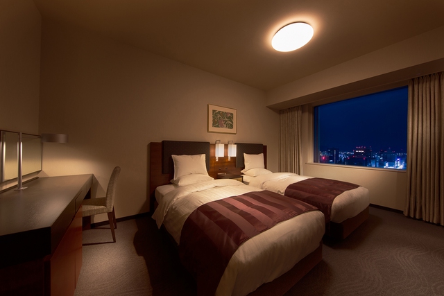 Japanese prefectures asked to secure hotels as shelters- Ảnh 1.