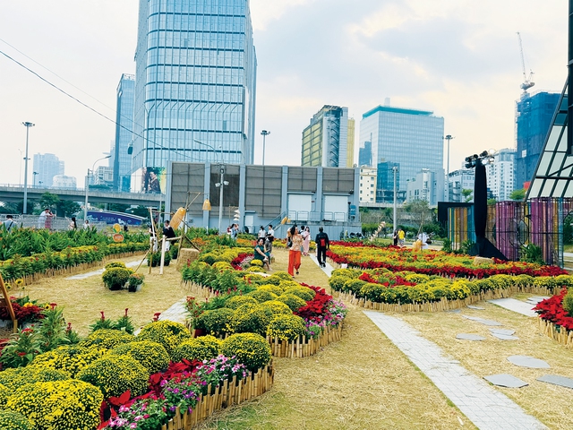 Check-in những vườn hoa tết miễn phí ở TP.HCM chưa bạn ơi! - Ảnh 2.