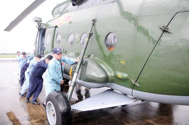 Choppers take to skies over Da Nang as training season begins
- Ảnh 8.