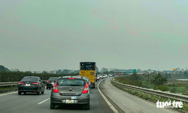 Nearly 10,500 drivers penalized in Vietnam on New Year’s Day- Ảnh 5.