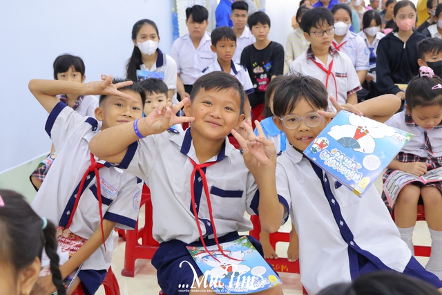 Nhóm Chia sẻ - Sharing đón sinh nhật tuổi 20, mang xuân ấm áp đến với 400 trẻ em Tây Ninh - Ảnh 25.