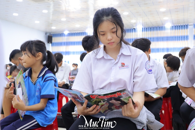 Mừng tuổi 20, nhóm Chia sẻ - Sharing mang xuân ấm áp đến 400 trẻ em Tây Ninh - Ảnh 3.