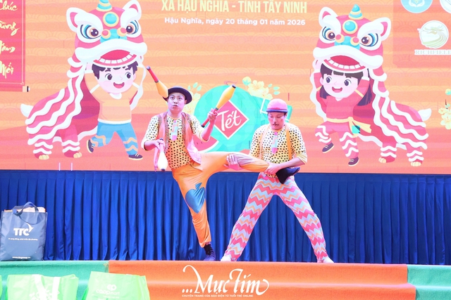 Nhóm Chia sẻ - Sharing đón sinh nhật tuổi 20, mang xuân ấm áp đến với 400 trẻ em Tây Ninh - Ảnh 14.