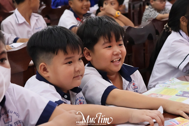 Nhóm Chia sẻ - Sharing đón sinh nhật tuổi 20, mang xuân ấm áp đến với 400 trẻ em Tây Ninh - Ảnh 15.