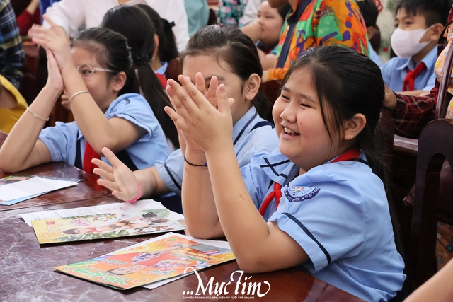 Nhóm Chia sẻ - Sharing đón sinh nhật tuổi 20, mang xuân ấm áp đến với 400 trẻ em Tây Ninh - Ảnh 16.