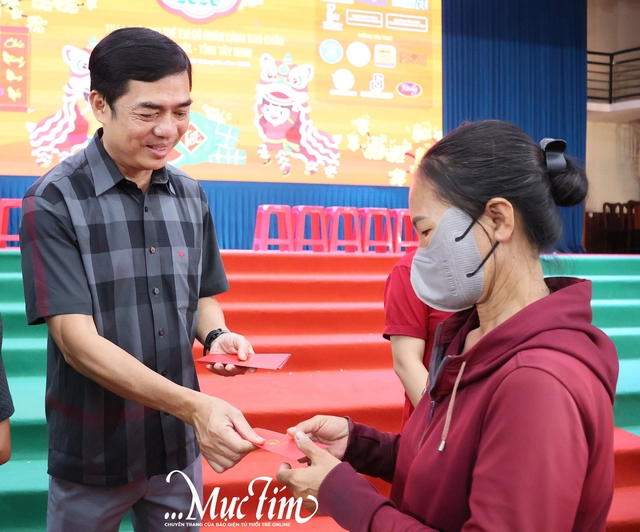 Nhóm Chia sẻ - Sharing đón sinh nhật tuổi 20, mang xuân ấm áp đến với 400 trẻ em Tây Ninh - Ảnh 9.