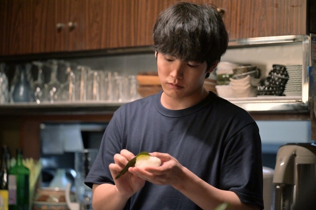 Gimbap and Onigiri: Khi Hàn - Nhật so kè ẩm thực trên phim- Ảnh 2.