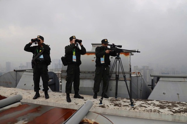 Snipers, police dogs deployed to safeguard Vietnam’s 14th National Party Congress- Ảnh 3. Snipers, police dogs deployed to safeguard Vietnam’s 14th National Party Congress- Ảnh 3.