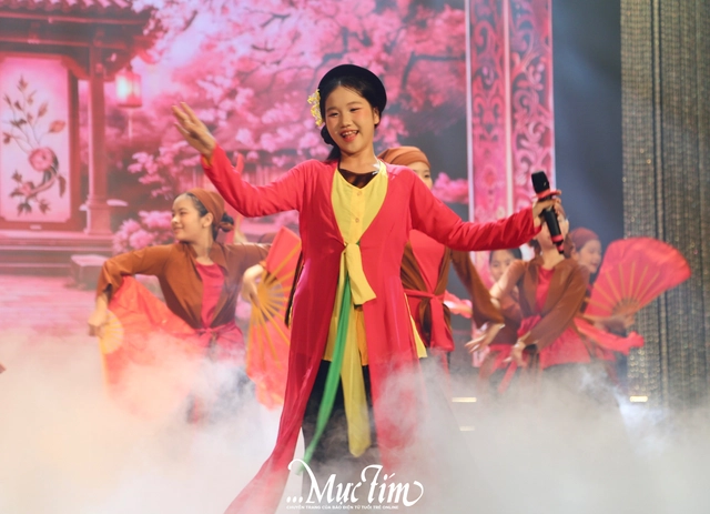 Học sinh Trường THCS Gò Vấp đoạt giải nhất cuộc thi Việt điệu trăng thanh- Ảnh 1.