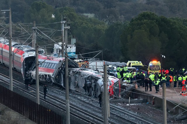 Spain's deadly rail accidents prompt maintenance investment debate - Ảnh 3.