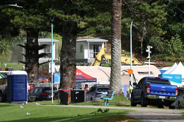 Survivors unlikely in New Zealand landslide, police say - Ảnh 3.