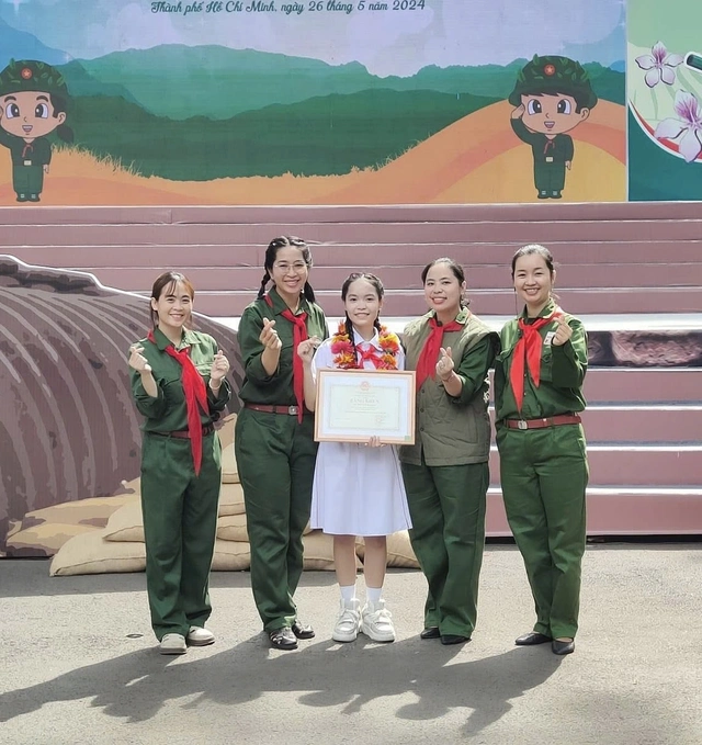 Hành trình tỏa sáng của Bí thư Đoàn Trường THPT chuyên Lê Hồng Phong - Ảnh 2.