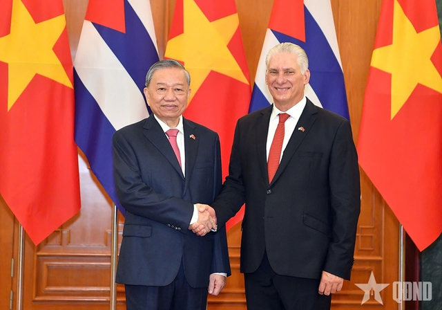 Vietnam’s Party chief holds phone talks with top Chinese, Cuban leaders - Ảnh 1.