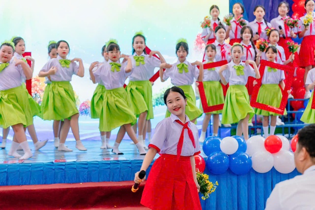 Hành trình theo đuổi nhạc dân tộc của nữ sinh Trường THCS Gò Vấp- Ảnh 6. Hành trình theo đuổi nhạc dân tộc của nữ sinh Trường THCS Gò Vấp- Ảnh 6.