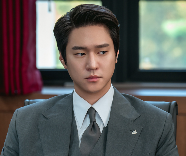 Undercover miss Hong xứng danh 'chiến mã' trên đường đua phim ảnh đầu năm- Ảnh 5. Undercover miss Hong xứng danh 'chiến mã' trên đường đua phim ảnh đầu năm- Ảnh 5.