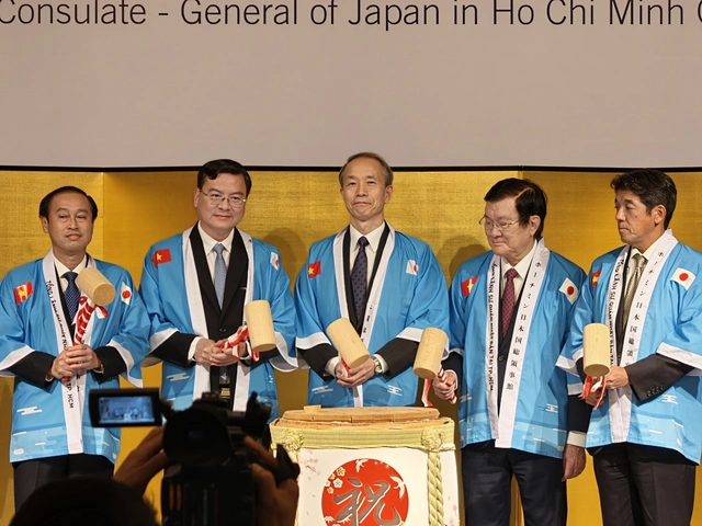 Vietnam becomes indispensable partner for Japan: consul general- Ảnh 1.
