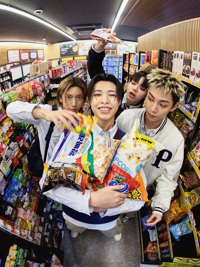 Khán giả phấn khích với màn kết hợp giữa LNGSHOT và nhóm nữ mới của Jay Park- Ảnh 1. Khán giả phấn khích với màn kết hợp giữa LNGSHOT và nhóm nữ mới của Jay Park- Ảnh 1.