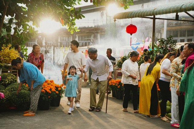 Sau chuỗi sáng tác dành cho mẹ, Đen xúc động khi lần đầu viết về cha- Ảnh 6.