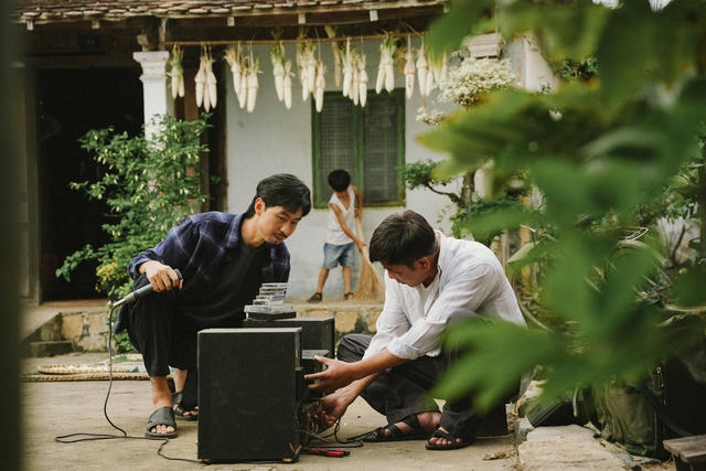Sau chuỗi sáng tác dành cho mẹ, Đen xúc động khi lần đầu viết về cha- Ảnh 3.