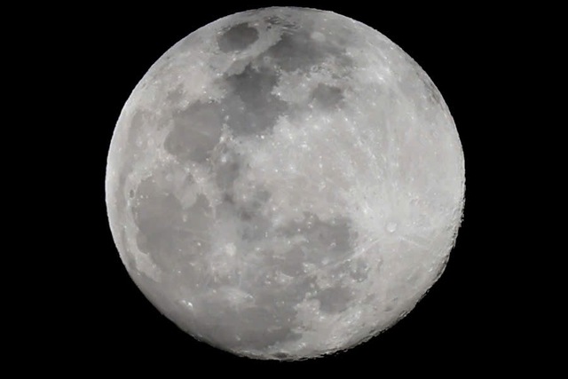 Việt Nam chiêm ngưỡng siêu trăng Sói hôm nay 3-1- Ảnh 1.