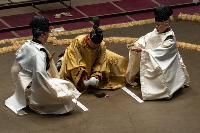 Sumo diplomacy: Japan's heavyweight 'soft power' ambassadors - Ảnh 3. Sumo diplomacy: Japan's heavyweight 'soft power' ambassadors - Ảnh 3.