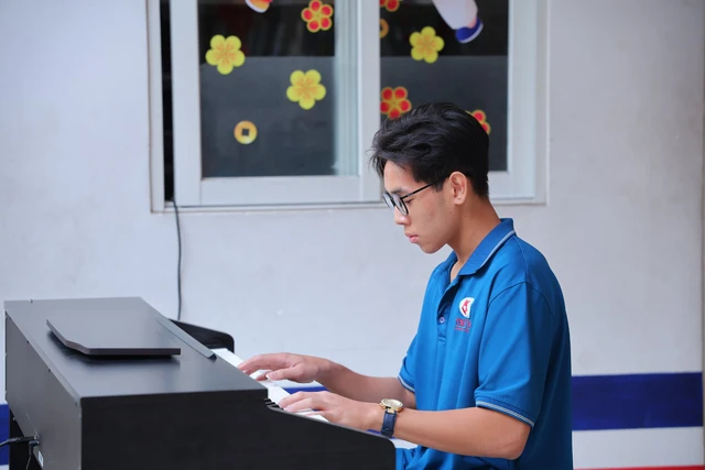Giờ chơi du dương tiếng piano của teen Trường TH – THCS – THPT Trí Đức - Ảnh 4.