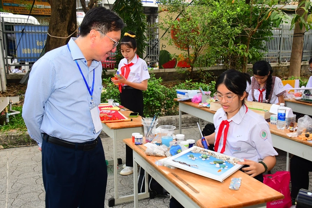 2.100 học sinh tranh tài tại hội thi Khéo tay kỹ thuật cấp thành phố- Ảnh 1. 2.100 học sinh tranh tài tại hội thi Khéo tay kỹ thuật cấp thành phố- Ảnh 1.