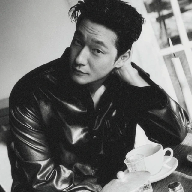 Lỡ hẹn với Can this love be translated?, Son Suk Ku vẫn là cái tên đáng chờ đợi của màn ảnh Hàn năm 2026 - Ảnh 2. Lỡ hẹn với Can this love be translated?, Son Suk Ku vẫn là cái tên đáng chờ đợi của màn ảnh Hàn năm 2026 - Ảnh 2.