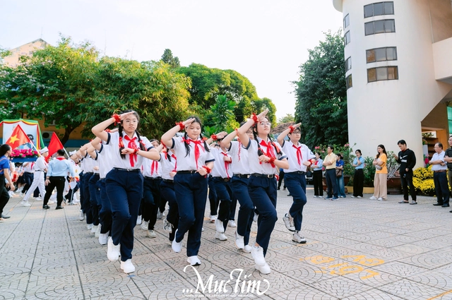 Bùng nổ cảm xúc tại Hội thi nghi thức Đội cụm 4 năm học 2025 - 2026- Ảnh 10. Bùng nổ cảm xúc tại Hội thi nghi thức Đội cụm 4 năm học 2025 - 2026- Ảnh 10.