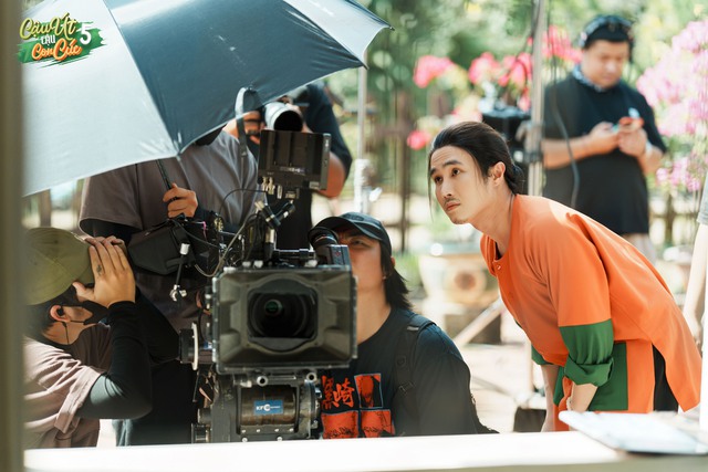 Cậu Út cậu con Cúc mùa 5 của Huỳnh Lập có đến 40 khách mời - Ảnh 6.