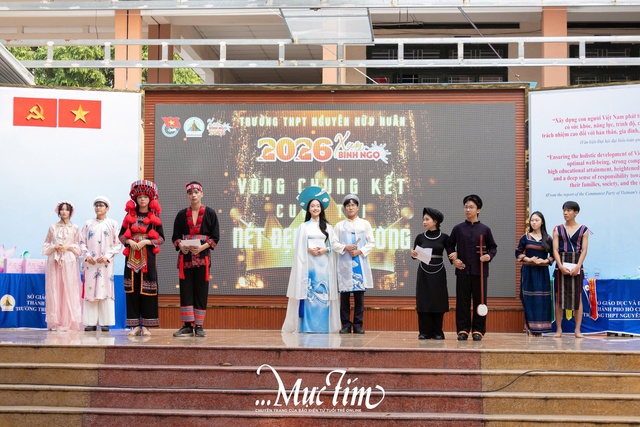 Trường THPT Nguyễn Hữu Huân lần đầu tổ chức sân chơi tìm kiếm hoa khôi, nam vương- Ảnh 14.