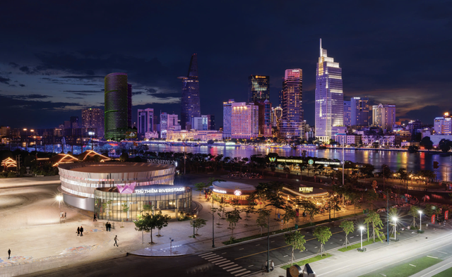 Thu Thiem riverside in Ho Chi Minh City: From overgrown weeds to sunflower garden, modern landmarks
- Ảnh 7. Thu Thiem riverside in Ho Chi Minh City: From overgrown weeds to sunflower garden, modern landmarks
- Ảnh 7.