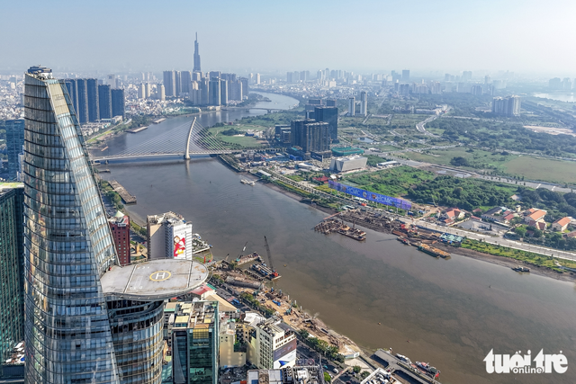 Thu Thiem riverside in Ho Chi Minh City: From overgrown weeds to sunflower garden, modern landmarks
- Ảnh 9. Thu Thiem riverside in Ho Chi Minh City: From overgrown weeds to sunflower garden, modern landmarks
- Ảnh 9.