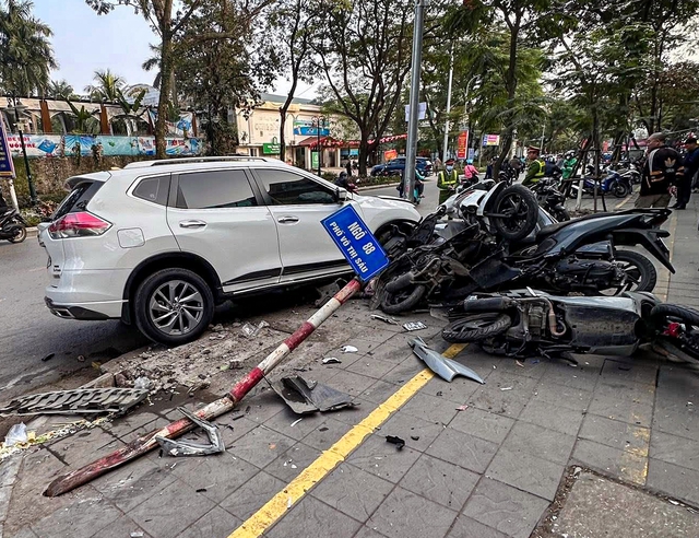 Traffic deaths decline nearly 32% during New Year holiday in Vietnam- Ảnh 1.