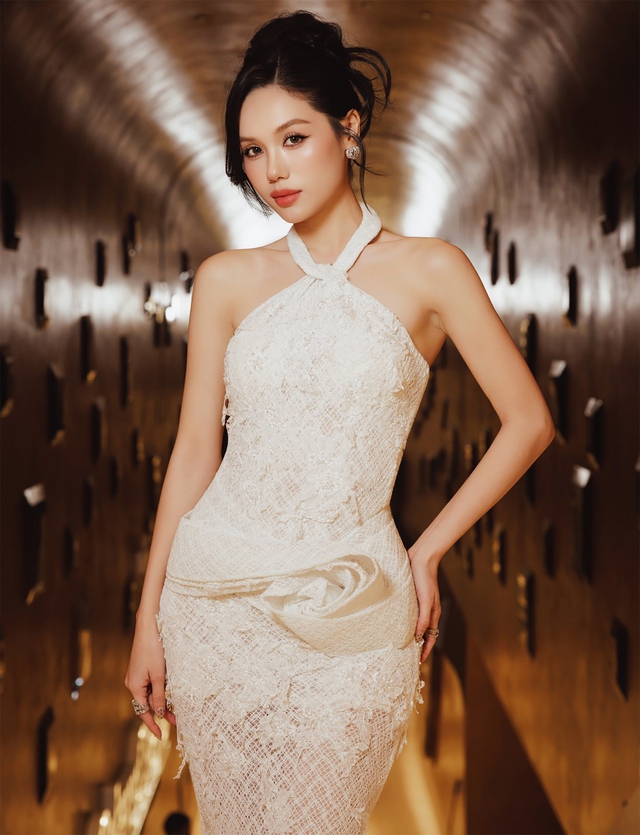 Trâm Anh: Ngoài đời tôi khá nam tính - Ảnh 1.