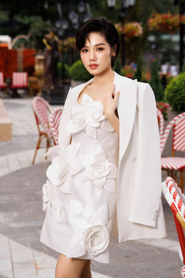 Trâm Anh: Ngoài đời tôi khá nam tính - Ảnh 3.