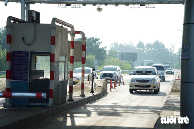 Ben Luc - Long Thanh Expressway fully opens after 12 years, shortening travel across southern Vietnam - Ảnh 18.
