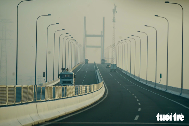 Ben Luc - Long Thanh Expressway fully opens after 12 years, shortening travel across southern Vietnam - Ảnh 23.