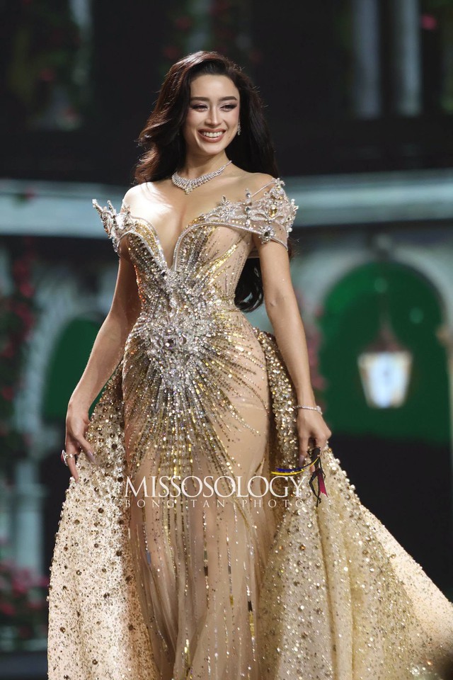 Vietnamese-made gowns make a splash on global stage at Miss Grand International 2026- Ảnh 11.
