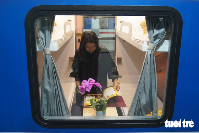Upgraded trains launched on Ho Chi Minh City–Nha Trang route - Ảnh 10.