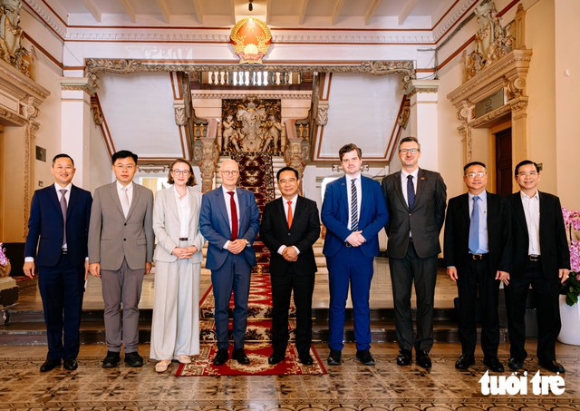 Ho Chi Minh City, Hamburg seek closer ties to attract German investment - Ảnh 5.