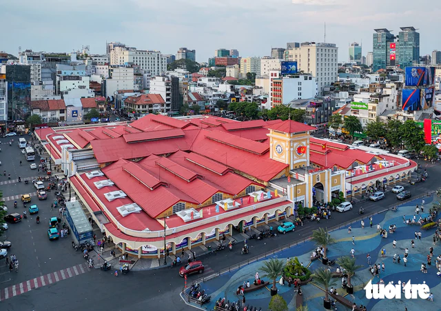 Ho Chi Minh City plans to restrict high-emission vehicles from downtown in 2028- Ảnh 1.