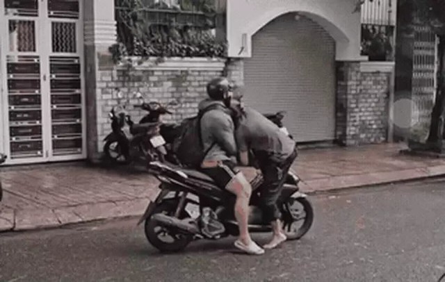Vietnam’s Nha Trang police investigate man beaten after allegedly asking motorcyclist to stop honking- Ảnh 1.