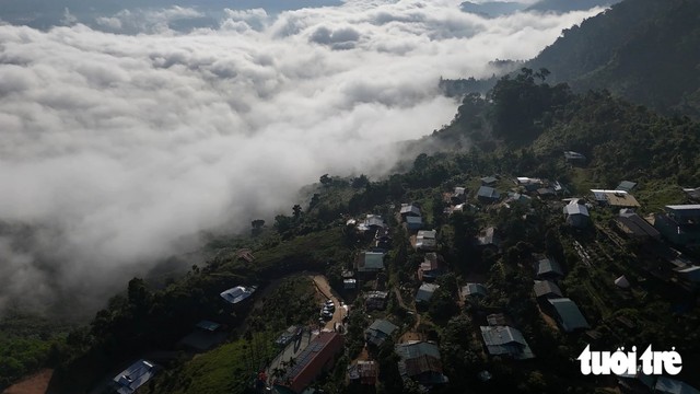 Vietnam Morning Monitor: Flu A cases climb among children in the north, traffic fines go digital, Ho Chi Minh City announces healthcare violations - Ảnh 4.