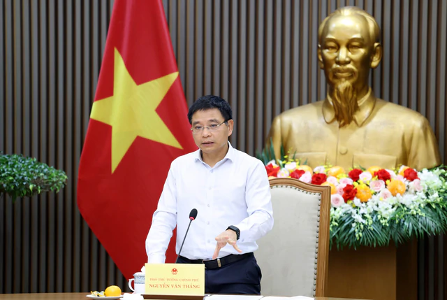 Vietnam orders push to slash lending rates amid surging borrowing costs- Ảnh 1.
