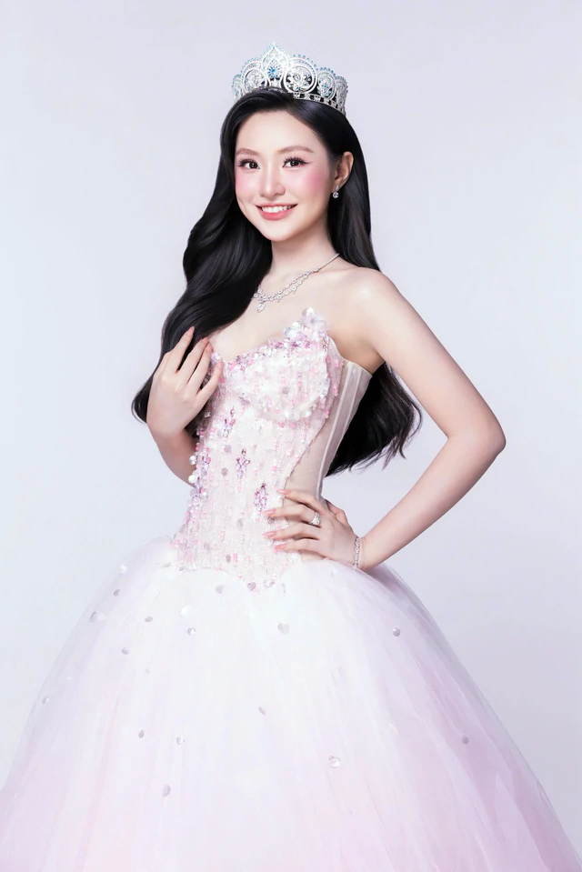 Which Vietnamese beauty queens will shine on international stages later this year? - Ảnh 2.