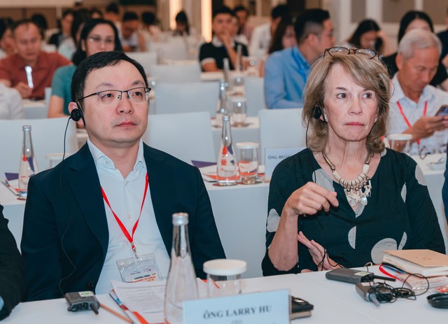 Amazon, Vietnam E-commerce Association launch initiative to help young entrepreneurs go global- Ảnh 1.