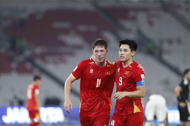 Vietnam beat Pakistan to secure place in FIFA ASEAN Cup bronze final - Ảnh 1.