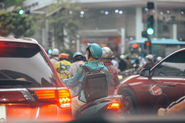 Beyond traffic predictions: How AI could help cities tackle congestion in Vietnam- Ảnh 2.